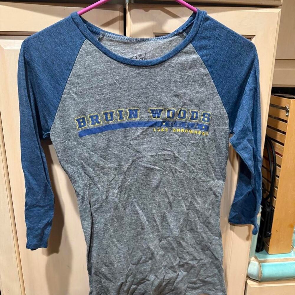Ucla Men's Grey and Blue T-shirt